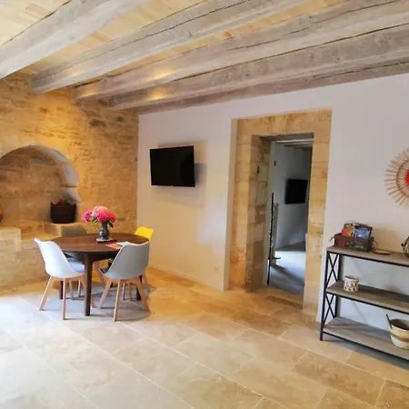 Hotel Chez Gaston De Gamme Avec Vue Et Piscine Chauffee *